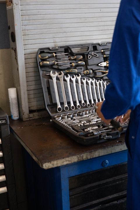 Illustrative industrial supply photograph; not ZEUS assets or personnel
